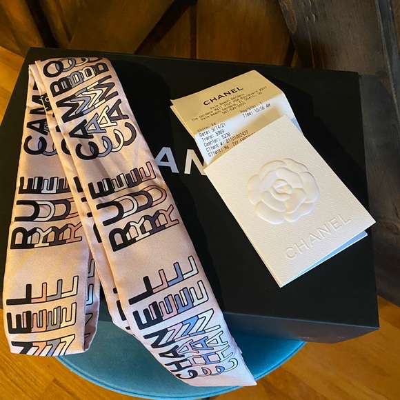 💕Chanel Rue Cambon Bandeau Twilly Pink hair hand tie - Picture 5 of 9